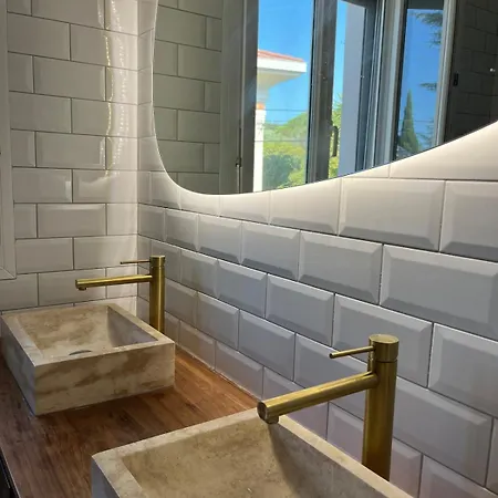 Belle Epoque Idealement Situee Et Centre