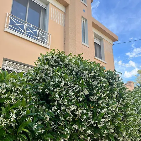 Βίλα Belle Epoque Idealement Situee Et Centre