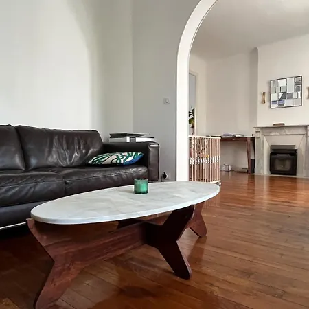 Belle Epoque Idealement Situee Et Centre Сен-Рафаэль