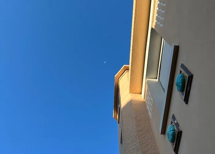 Villa Belle Epoque Idealement Situee Et Centre Saint-Raphaël